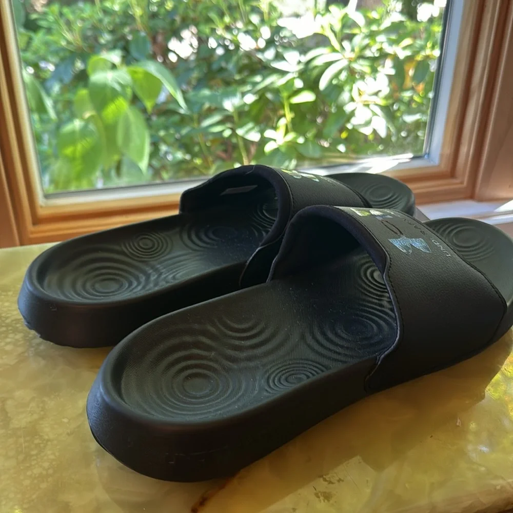 Under Armour Slides (Black) new without tags